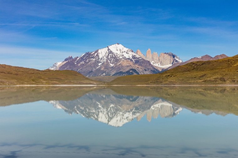 098 Torres Del Paine, Laguna Amarga.jpg